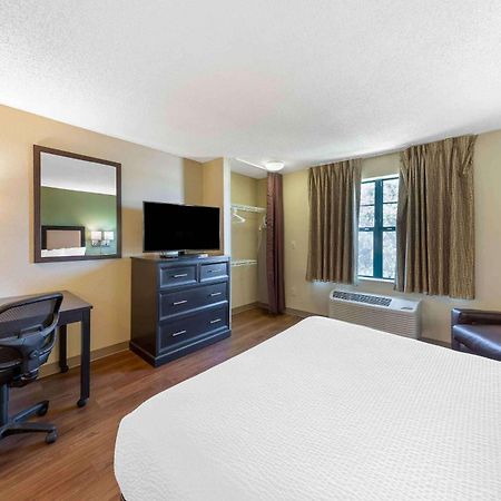 Extended Stay America Select Suites Tampa Airport Memorial Hwy Dış mekan fotoğraf